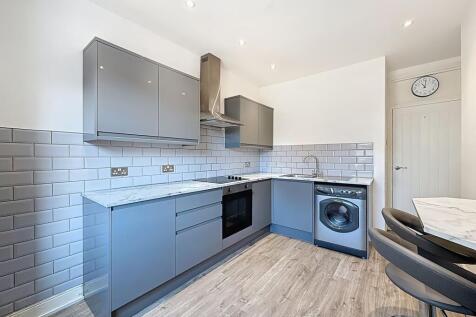Kitchen / Breakfast Room