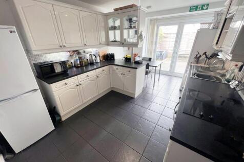 Communal Kitchen