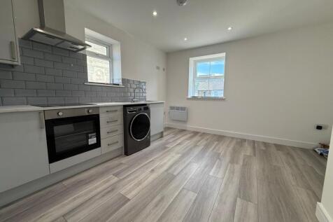 Open Plan Living Room / Kitchen