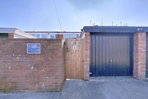 Garage &amp; Rear Access