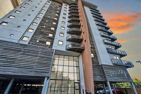 Roma, Victoria Wharf