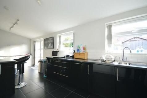 Open Plan Kitchen/Dining Room
