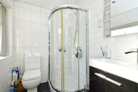 En Suite Shower Room