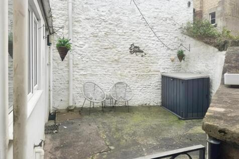 Side Courtyard
