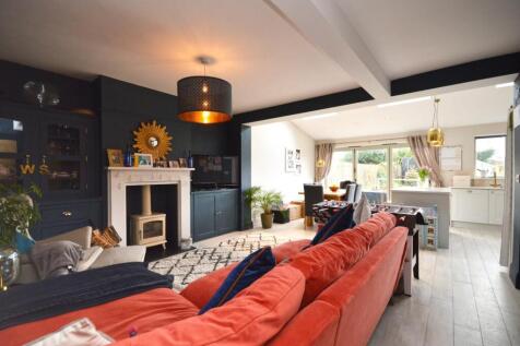 Open Plan Living Area/Kitchen