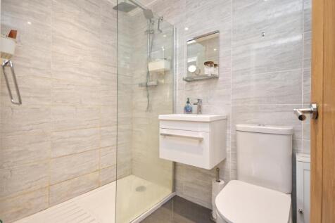 Ground Floor WC &amp; Shower Room