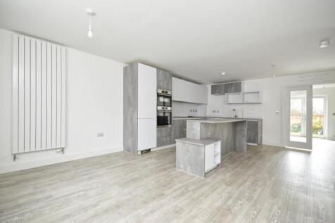 Open Plan Kitchen/Dining Room