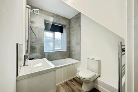 fff24065-bathroom3edited.jpg