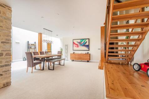 Sitting/Dining/Family Room