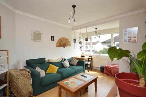 Sitting / Dining Room