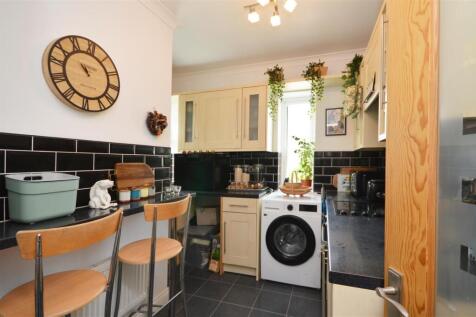 Kitchen / Breakfast Room