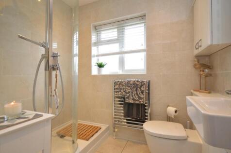 Family Shower Room