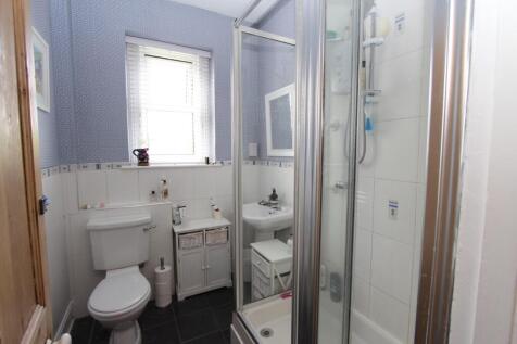 Family Shower Room