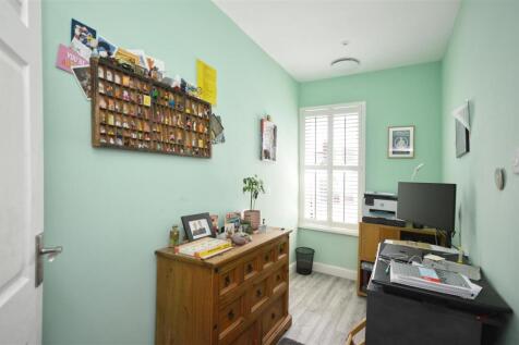 Study/Dressing Room