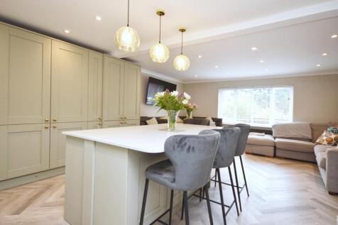 Open Plan Kitchen/Living Room