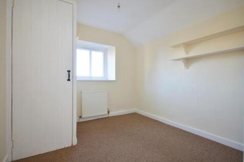 bedroom 3.jpg