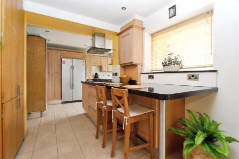 Kitchen / Breakfast Room