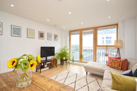 Kitchen/Living Area