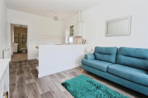 Kitchen / Sitting Room