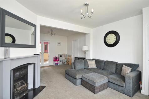 Sitting / Dining Room