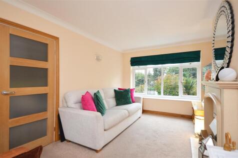 Sitting / Dining Room