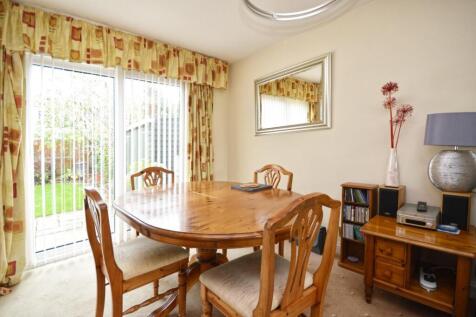 Sitting/Dining Room