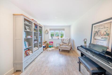 Property Image 10
