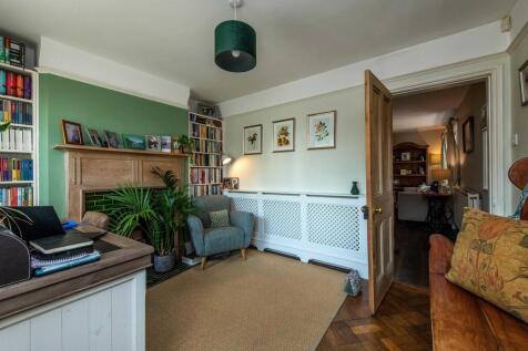 Property Image 4