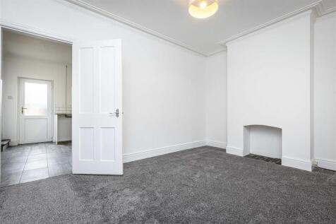 43 Wood St, Newark, Notts, NG24 1PN-6.jpg