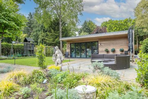 27-Roundwood-Close-17.jpg
