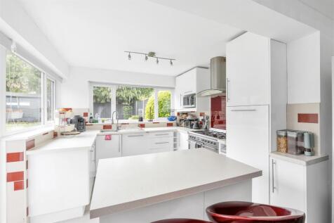 15-kinsbourne-close-15.jpg