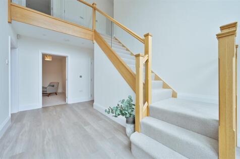 Plot 2 Old Dairy-8.jpg