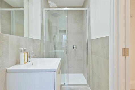 Plot 2 Old Dairy-31.jpg