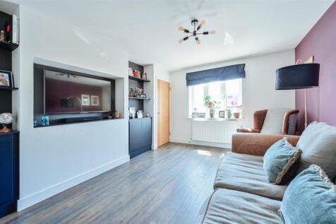 7 Marshalls Way-5.jpg