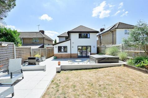 7 Marshalls Way-33.jpg