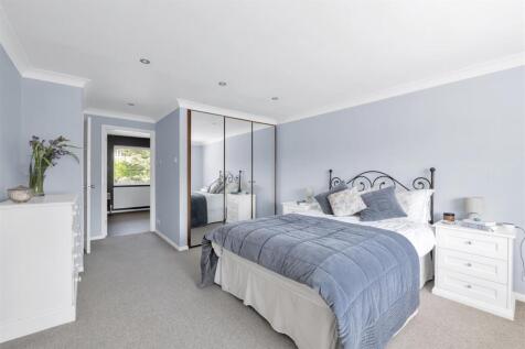 23-Broadfields-10.jpg