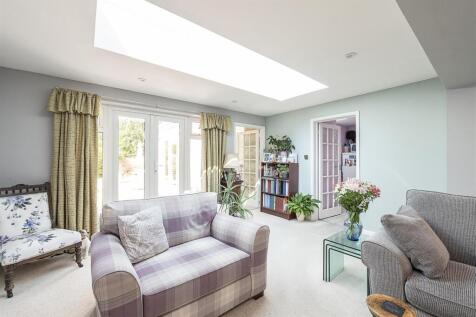 46-kimpton-Road-11.jpg