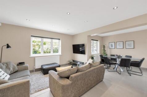 20-Lybury-lane-16.jpg