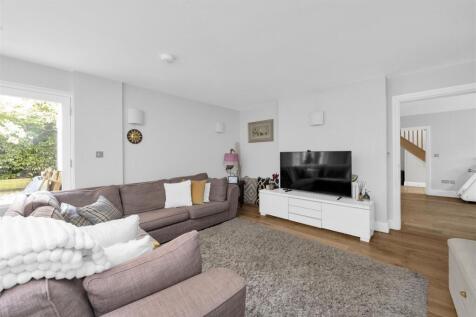 47-roundwood-park-06.jpg