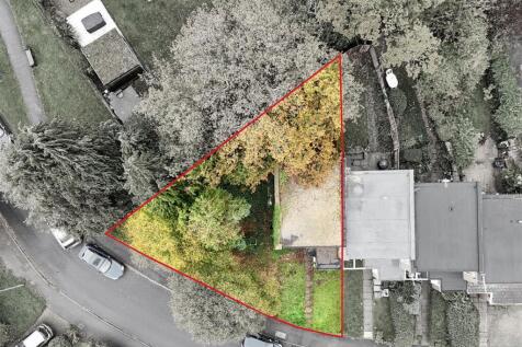 Eastmoor Park drone shot.jpg