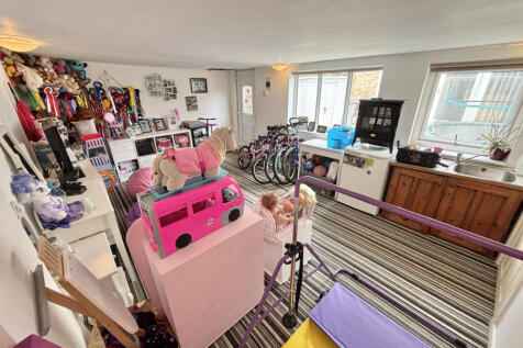 Property Image 32