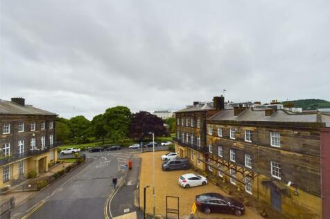 CAM03358G0-PR0072-STILL022.jpg