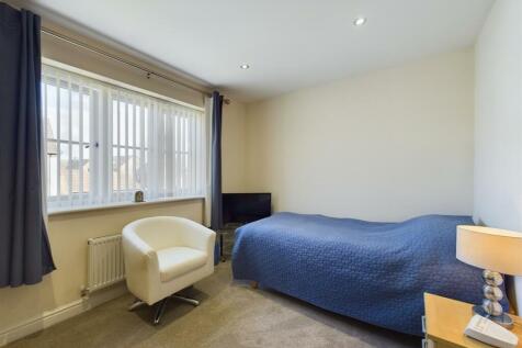 CAM03358G0-PR0094-STILL021.jpg