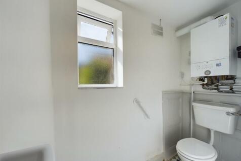 CAM03358G0-PR0125-STILL004.jpg