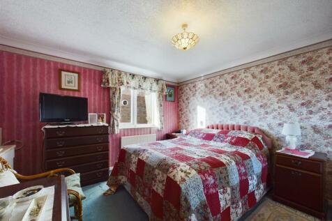 CAM03358G0-PR0148-STILL006.jpg