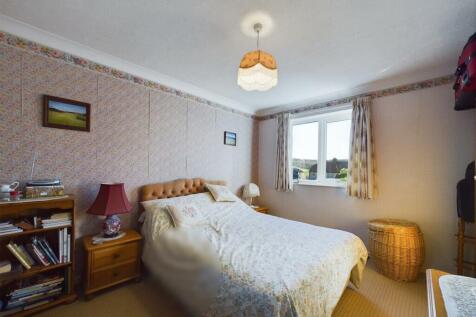 CAM03358G0-PR0148-STILL001.jpg