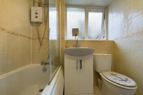 CAM03358G0-PR0164-STILL037.jpg