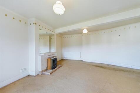 CAM03358G0-PR0171-STILL014.jpg