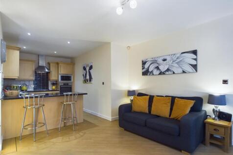 CAM03358G0-PR0168-STILL023.jpg