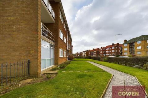 CAM03358G0-PR0184-STILL029.jpg